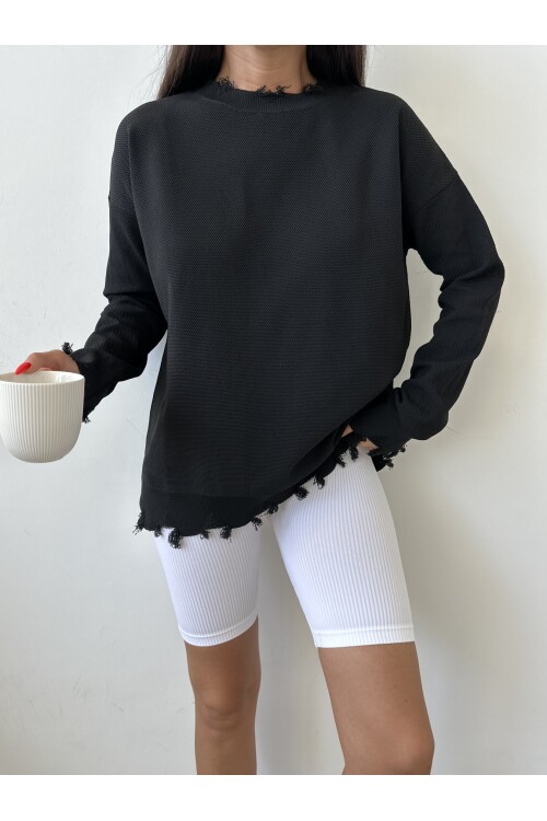 Bisiklet Yaka Yırtık Detaylı Kazak