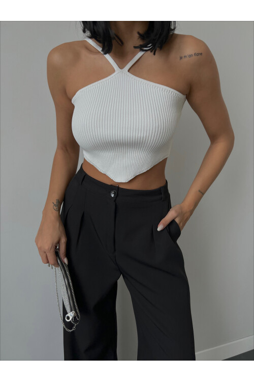 Boyun Askılı Triko Crop