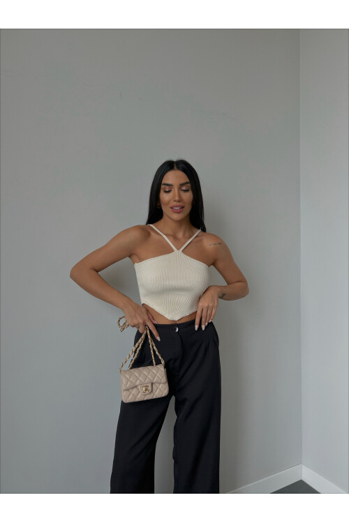 Boyun Askılı Triko Crop