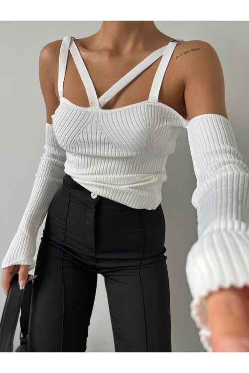 Трикотажная блуза с перекрестными ремешками