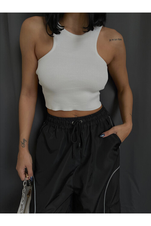 الرسن الرقبة تريكو المحاصيل القميص