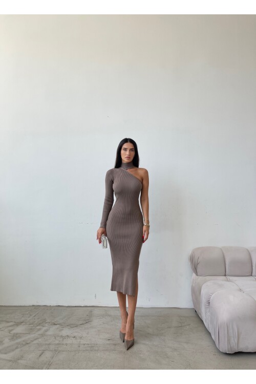 Tek Omuzlu Triko Elbise