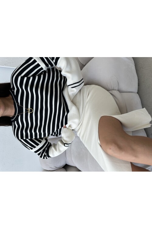 Uzun Kollu Etekli Triko Takım