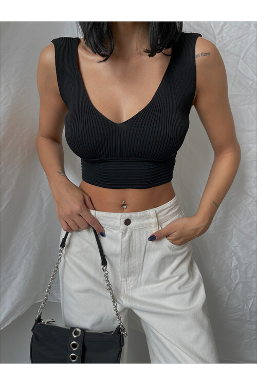 V Yaka Triko Crop Atlet