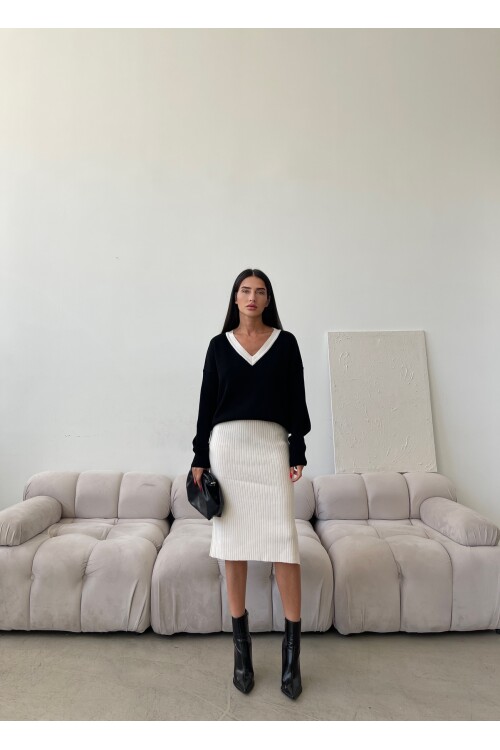 Юбка с длинным рукавом и V-образным вырезом Трикотажный комплект