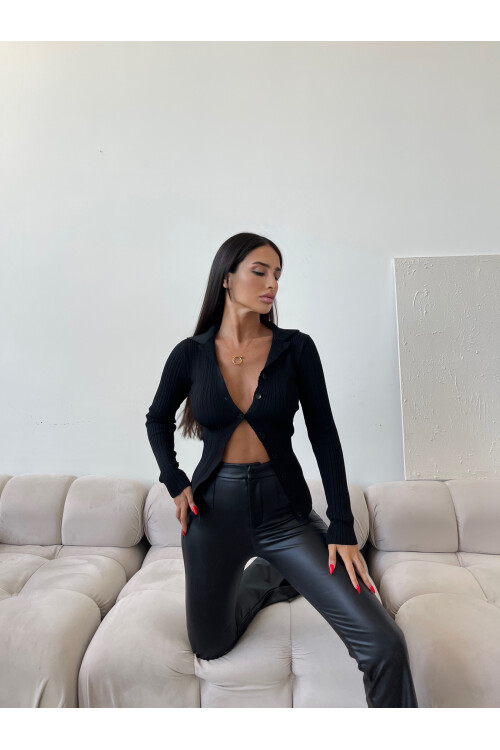 Yakalı Triko Hırka