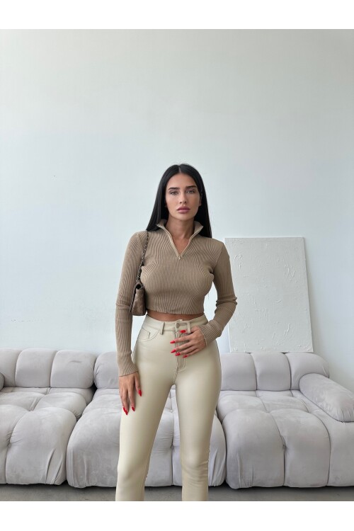 Воротник на молнии с длинным рукавом Укороченный