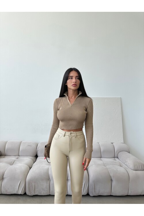 Воротник на молнии с длинным рукавом Укороченный