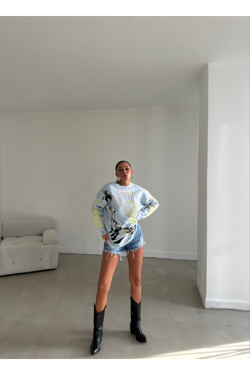 Güneş Desen Yırtık Detaylı Triko Kazak